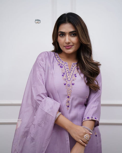 Women Embroidered Straight Kurta Set