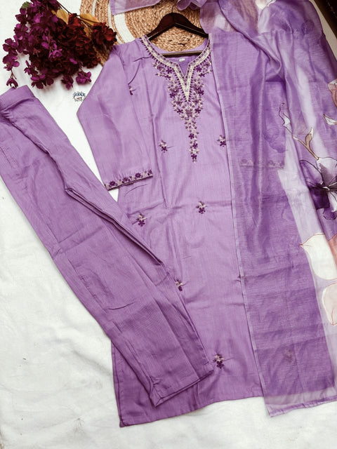 Women Embroidered Straight Kurta Set
