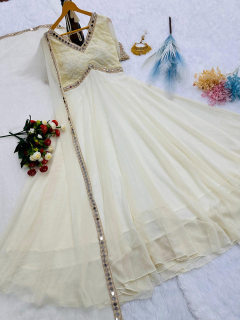 New Launching Designer Party Wear Look Gown & Dupatta.