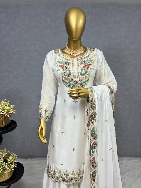 LAUNCHING NEW FASHIONABLE  FANCY KURTI WITH FLARED PLAZZO AND DUPATTA