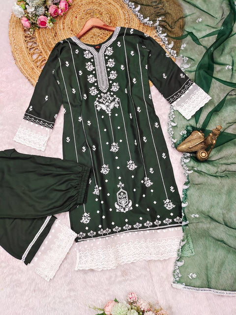 Beautiful Embroidered Kurta, Trouser/Pant & Dupatta Set