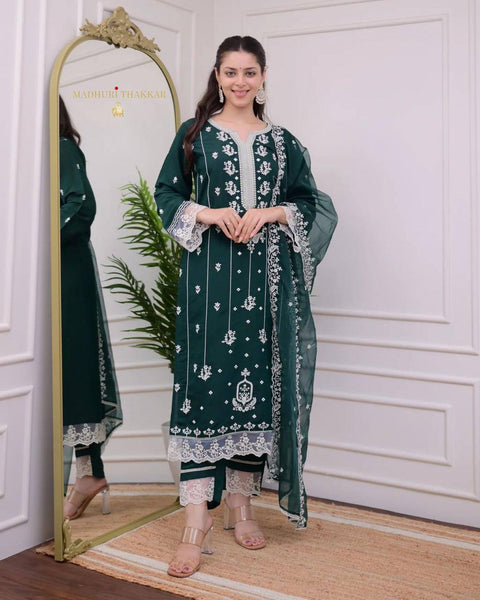 Beautiful Embroidered Kurta, Trouser/Pant & Dupatta Set