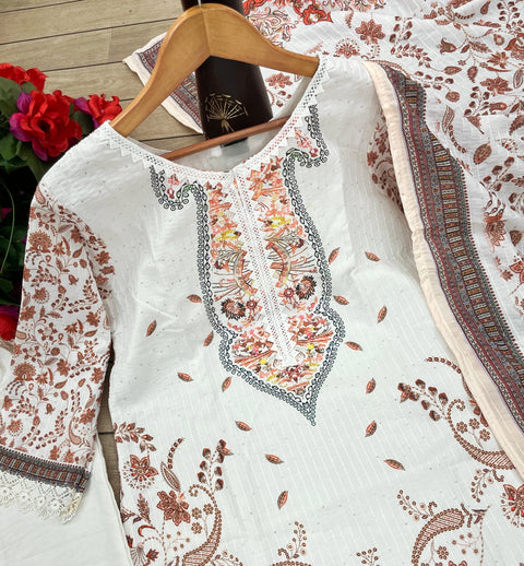 women Printed&Embroidered Kurta and Pant set with Dupatta