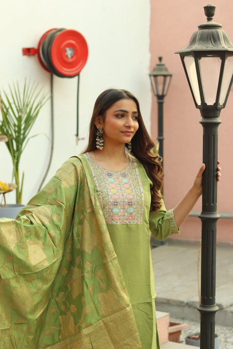 women Heavy Roman Silk fabric  straight kurta trousers with dupatta