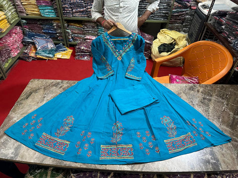 Woman Embroidered Anarkali Sanganeri Gown
