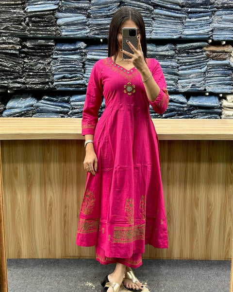 Woman Embroidered Anarkali Sanganeri Gown