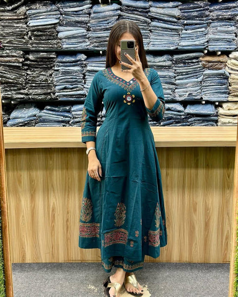 Woman Embroidered Anarkali Sanganeri Gown