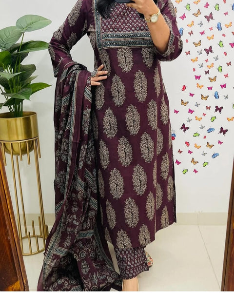 Designer Farida Gupta Pattern Cotton Suit