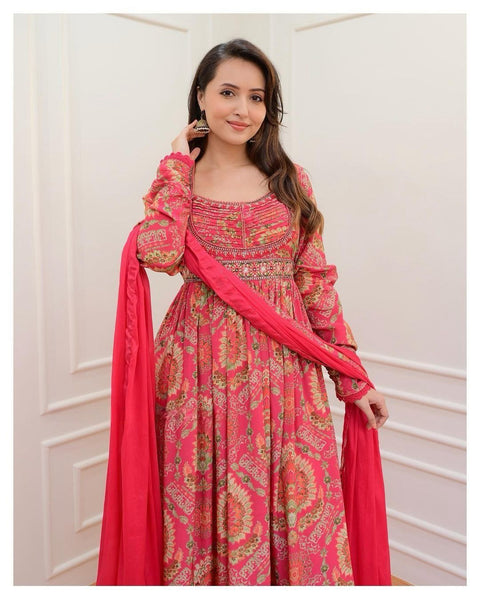 Georgette Kurti pent With Dupatta Set
