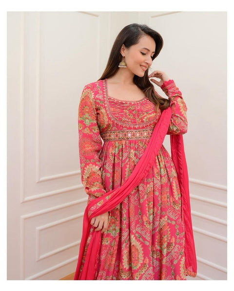 Georgette Kurti pent With Dupatta Set