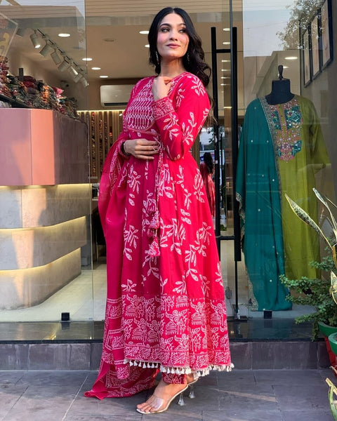 Aliya Cut Super Beautiful And Gorgeous Kurtis set
