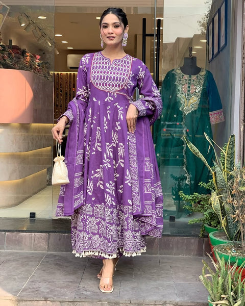Aliya Cut Super Beautiful And Gorgeous Kurtis set