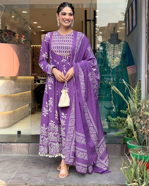 Aliya Cut Super Beautiful And Gorgeous Kurtis set
