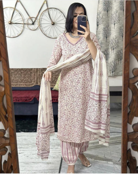 Stylee Lifestyle Wool Printed Salwar Suit