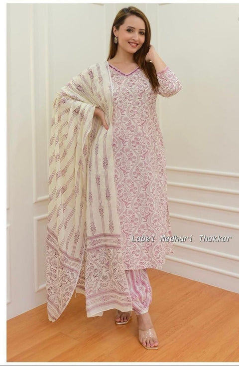 Stylee Lifestyle Wool Printed Salwar Suit