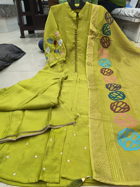 PREMIUM DESIGNS KURTI WITH PALAZZO AND DUPATTA SET