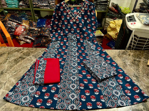 Stylish Floral Printed Anarkali Style Ankle Length Gown Kurti with dupatta