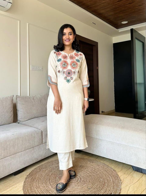 Cotton Embroidered Kurta With Pants – Mridula