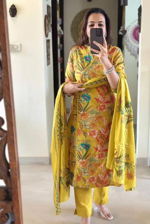 Beautiful cotton straight suit in beautiful amazing print Premium quality Beautiful kurtis