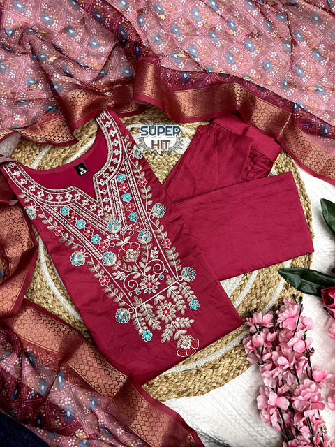 Maroon Pakistani Style Kurti suit