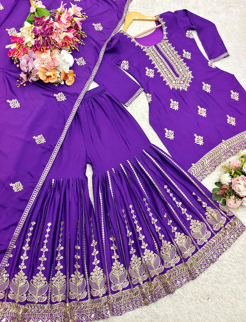 PRESENTING NEW PARTY WERE BEAUTIFUL HEAVY EMBROIDERY WORK