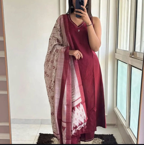 RAKOON Embroidered Kurti, Trouser/Pant & Dupatta Suit