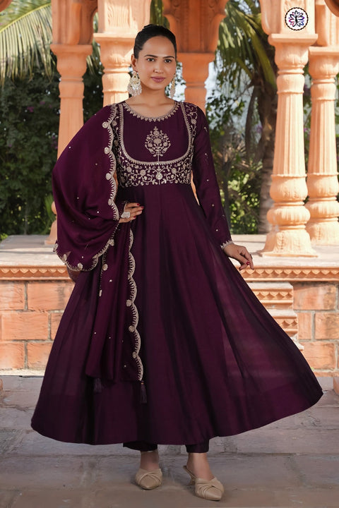 beautiful Ethnic georgette gowns with Embroidered Georgette Dupatta