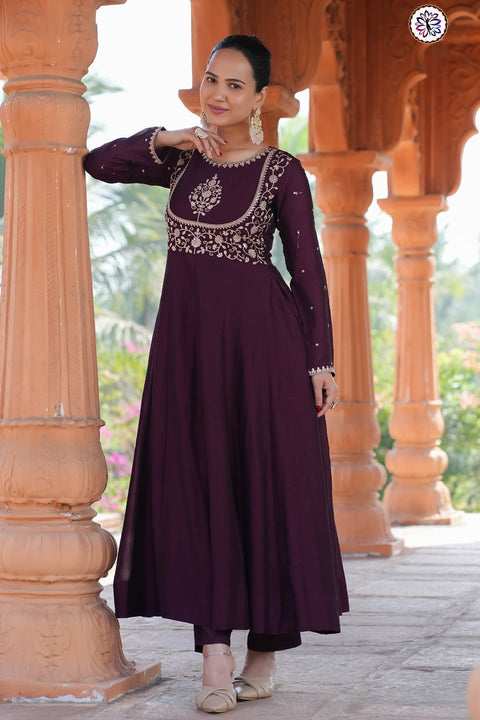 beautiful Ethnic georgette gowns with Embroidered Georgette Dupatta