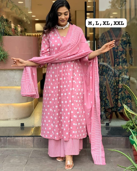 Mughal print mulmul cotton kurti with Pant Dupatta..