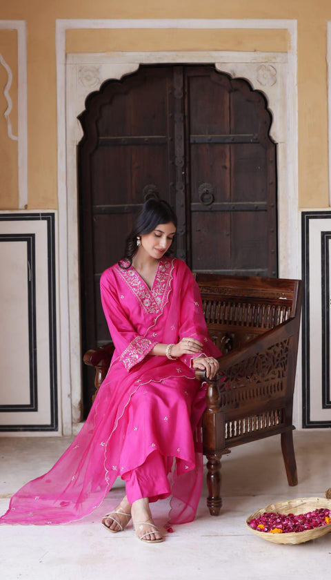 Embroidered Pink Chanderi Viscose Kurti Suit with Organza Dupatta