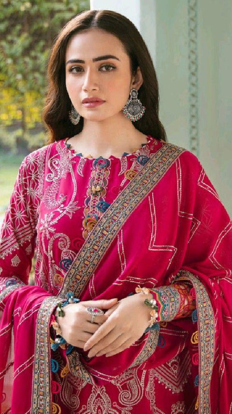 Stylish latest Pakistani cotton dress & colour is very beautiful