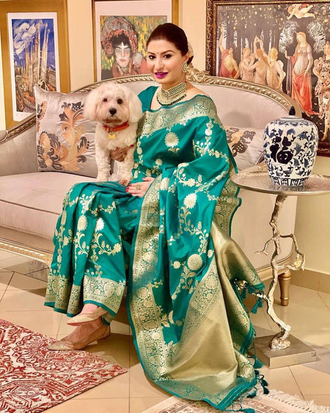 Anjaneya Sarees Self Design Banarasi Silk Blend Green Sarees