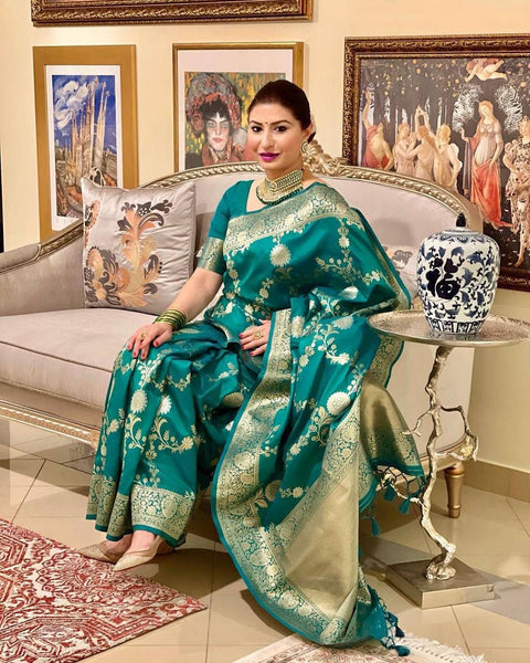 Anjaneya Sarees Self Design Banarasi Silk Blend Green Sarees