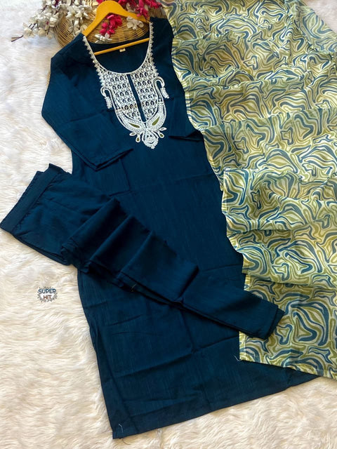Floral Embroidered Yoke Design Thread Work Kurti With Trousers & Dupatta
