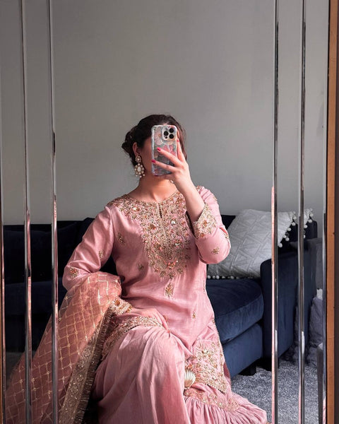 New Đěsigner Party Wear Look Top Plazzo & Dupatta suit