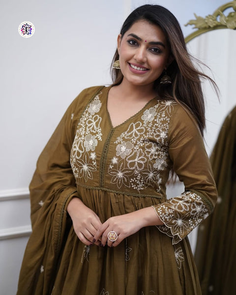 Cotton Kurti Pant Set with Mul Mul Dupatta & Embroidery Work