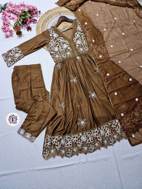 Cotton Kurti Pant Set with Mul Mul Dupatta & Embroidery Work