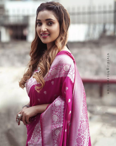 BEAUTIFUL RICH PALLU & JACQUARD WORK ON ALL OVER THE SAREE