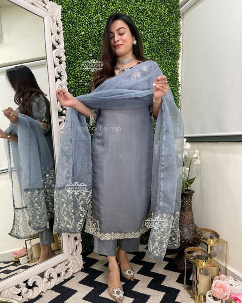 New Designer Party Wear Look Fany Heavy Faux Georgette Suit