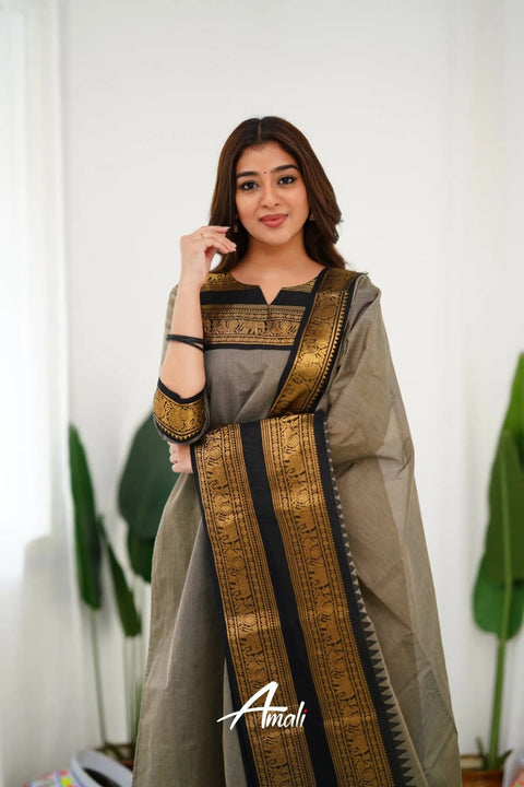 New Fancy Women's Kurti With Dupatta And Trouser suit