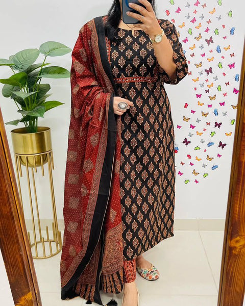 Viscose Rayon Anarkali Kurti pent with Dupatta suit