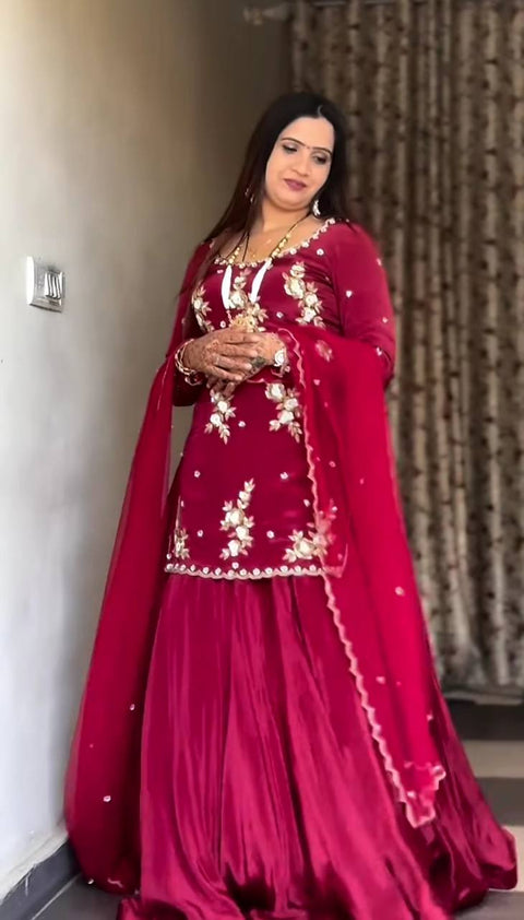 New Designer Party Wear Look Fancy Stitched Suit