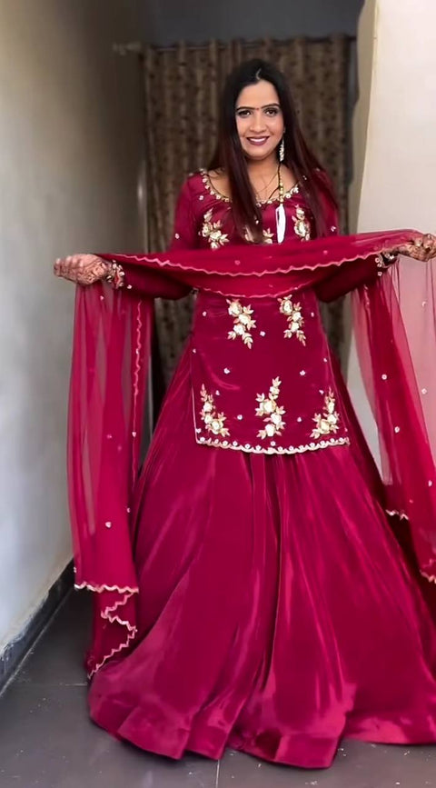 New Designer Party Wear Look Fancy Stitched Suit