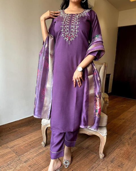 Embroidered Kurti pent  With Printed Dupatta