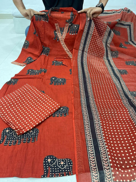 BEAUTIFUL PRINTED COTTON KURTI SUIT