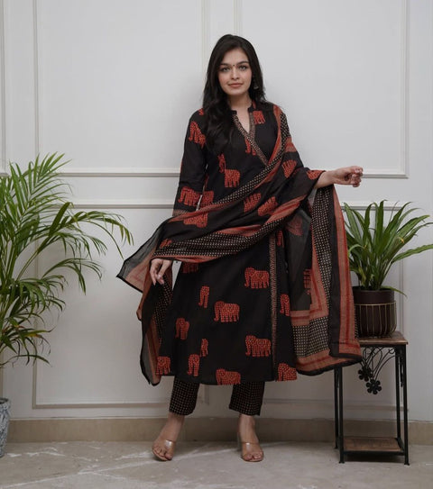 BEAUTIFUL PRINTED COTTON KURTI SUIT
