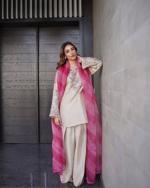 Women Peach Line Chanderi Silk Kurti salwar With Dupatta