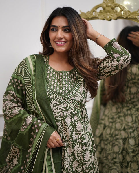 HEAVY COTTON ANARKALI SALWAR SUIT