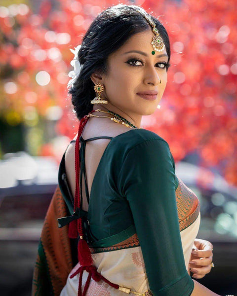 Jacqard Banarasi silk Saree Whit Blouse