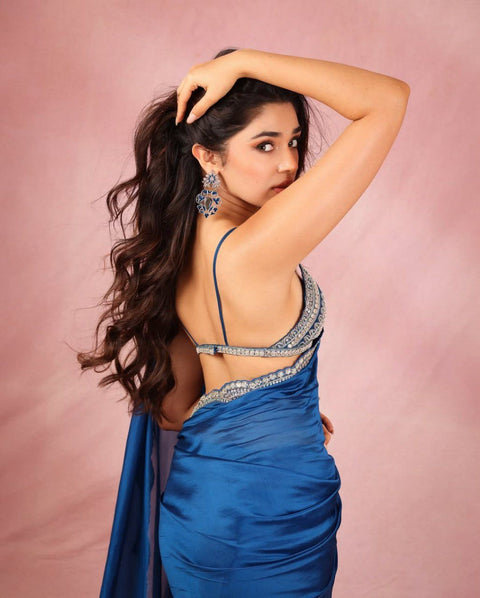 Stylish Golden Tissue Silk Saree with Rich Pallu & Trendy Lace Detailing